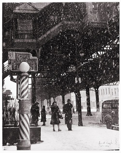 1939 street scene